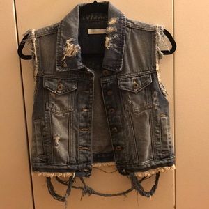 Millau LF Stores Distressed Jean Vest XS